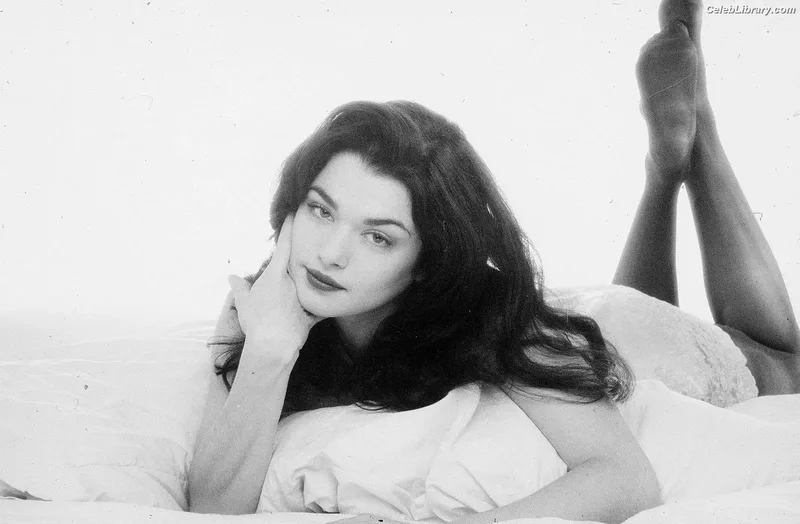 Rachel Weisz photo 18 of 330