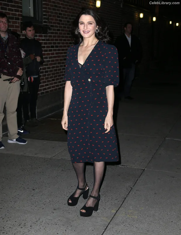 Rachel Weisz photo 15 of 330