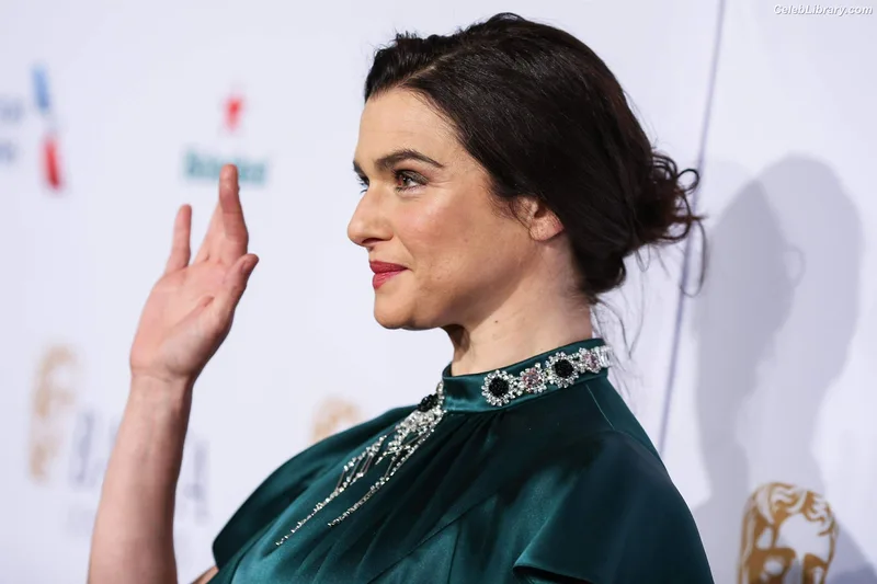 Rachel Weisz photo 20 of 330