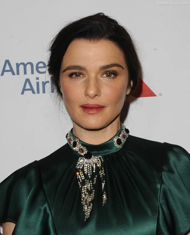 Rachel Weisz photo 23 of 330