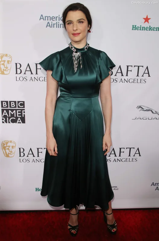 Rachel Weisz photo 6 of 330