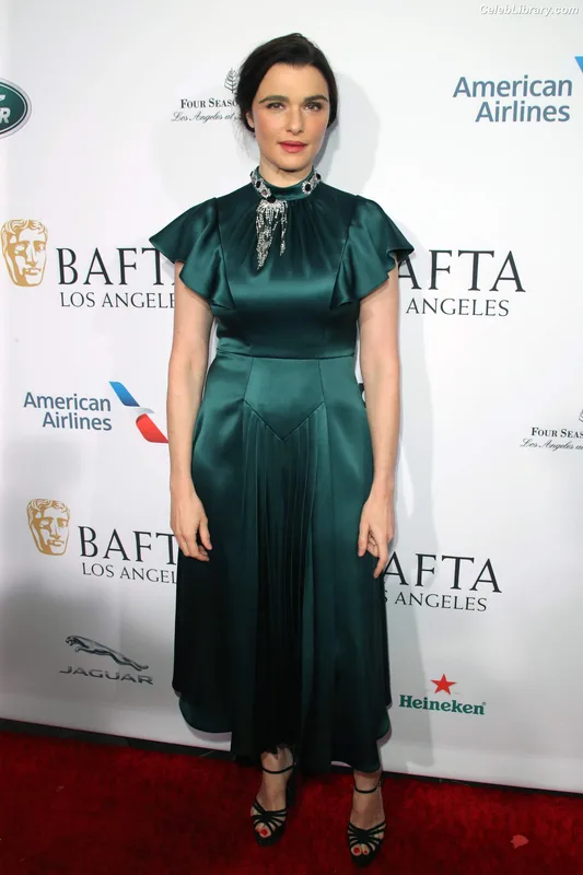 Rachel Weisz photo 7 of 330