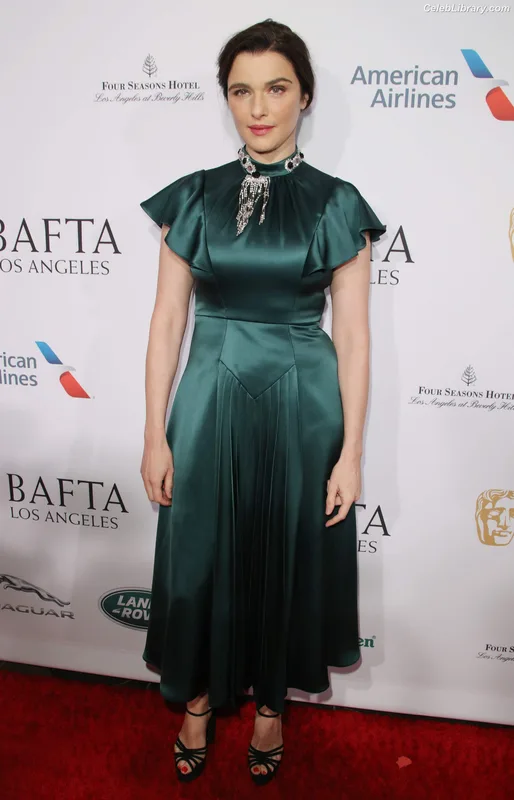 Rachel Weisz photo 9 of 330