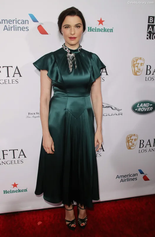 Rachel Weisz photo 11 of 330