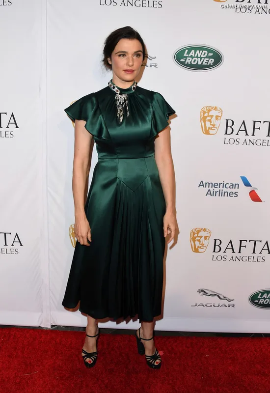 Rachel Weisz photo 5 of 330