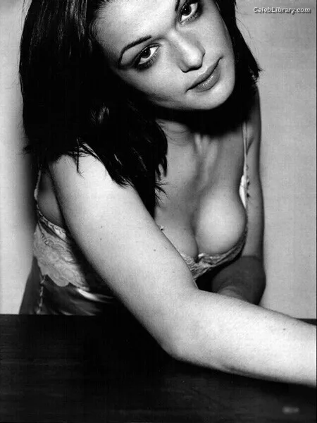 Rachel Weisz photo 22 of 330