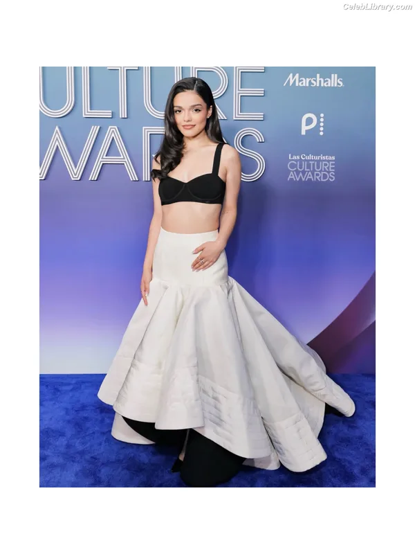 Rachel Zegler photo 8 of 2189