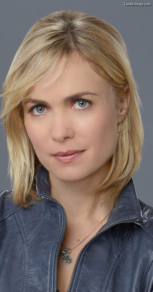 Radha Mitchell photo 6 of 42