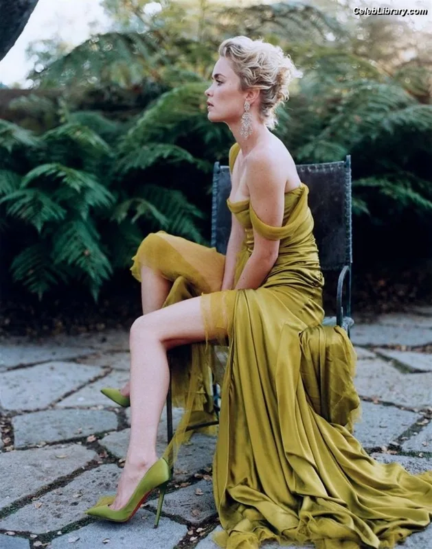Radha Mitchell photo 21 of 42