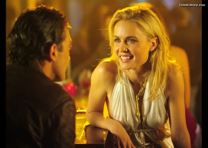 Radha Mitchell photo 7 of 42