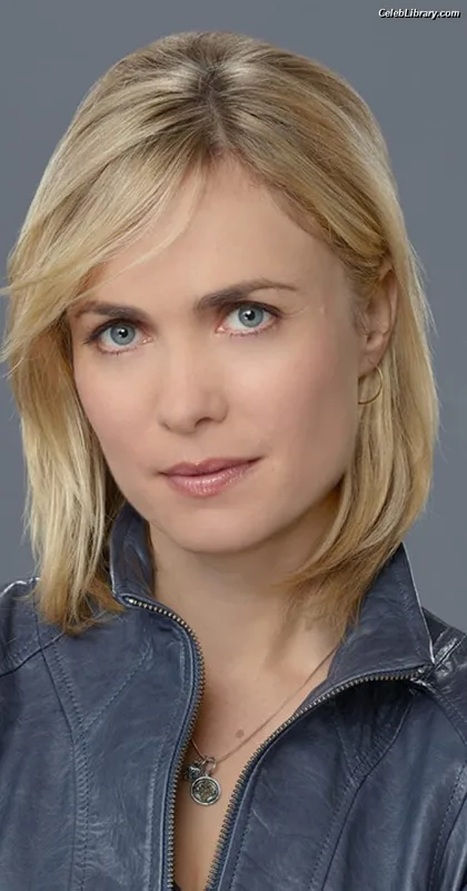 Radha Mitchell photo 9 of 42
