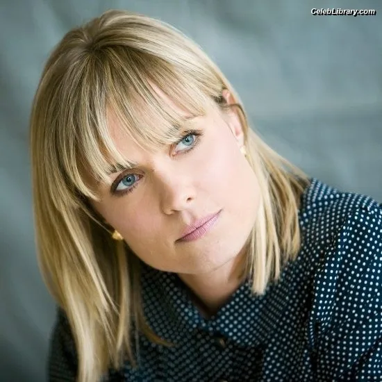Radha Mitchell photo 5 of 42