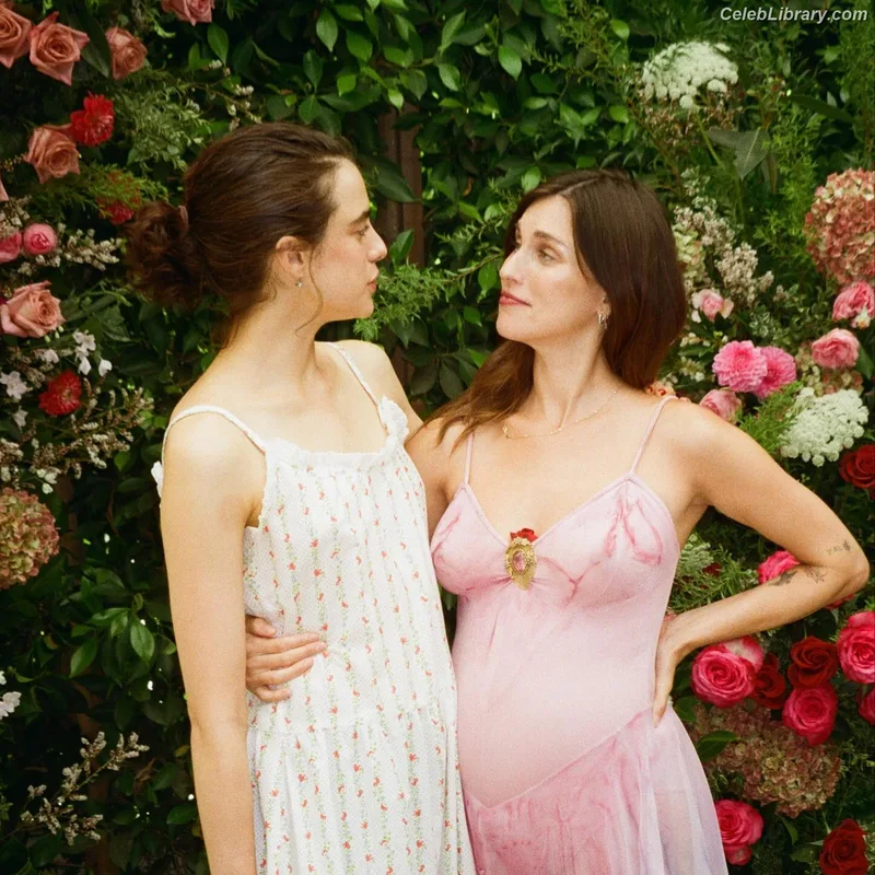 Rainey Qualley photo 14 of 142
