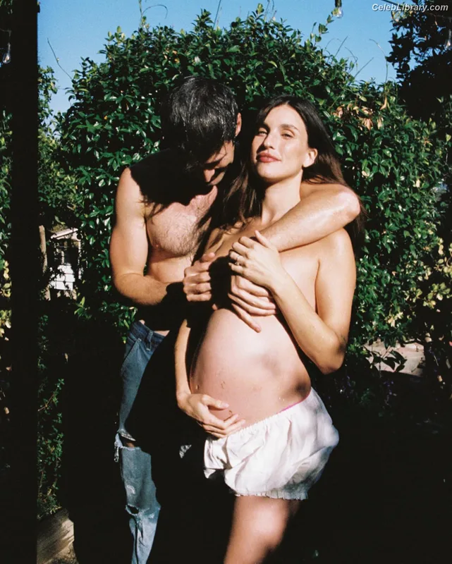 Rainey Qualley photo 24 of 142