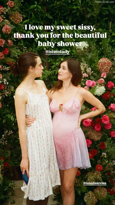 Rainey Qualley photo 23 of 142