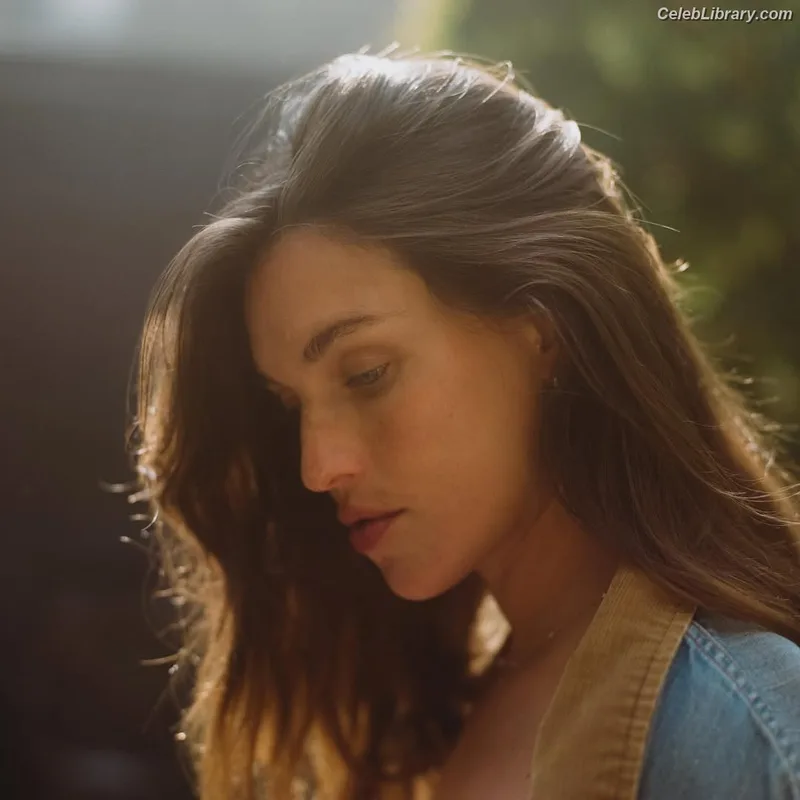 Rainey Qualley photo 21 of 142