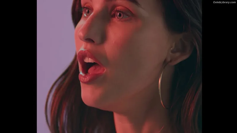 Rainey Qualley photo 1 of 142