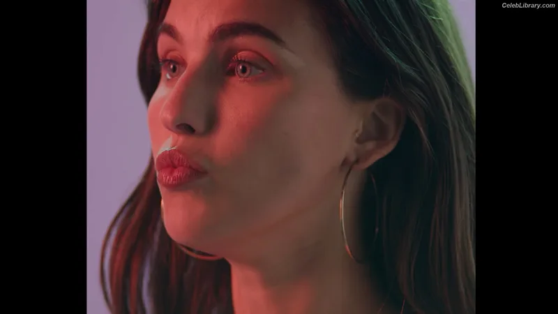 Rainey Qualley photo 5 of 142