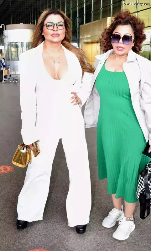 Rakhi Sawant photo 5 of 32