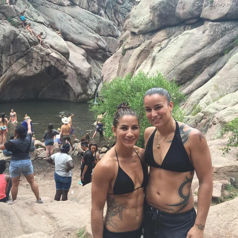 Raquel Pennington photo 5 of 27