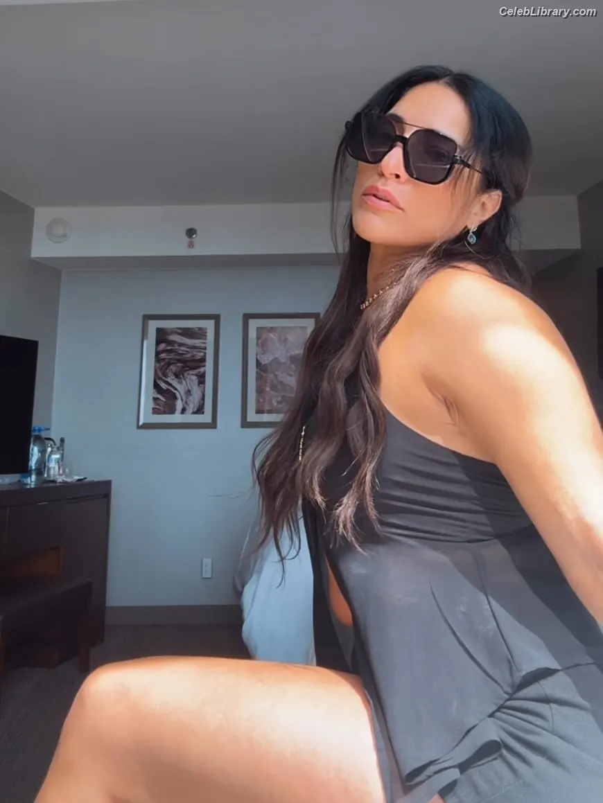 Raquel Rodriguez photo 6 of 775
