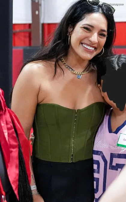 Raquel Rodriguez photo 12 of 776