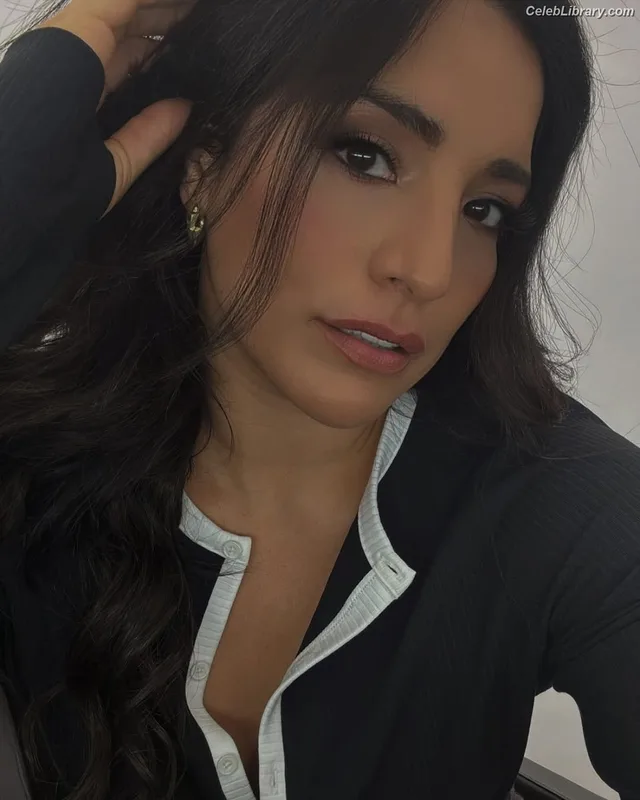 Raquel Rodriguez photo 12 of 776