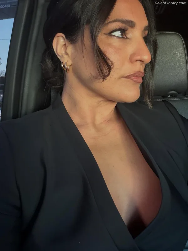 Raquel Rodriguez photo 1 of 776