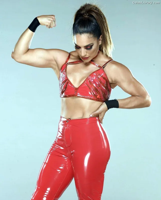 Raquel Rodriguez photo 5 of 776