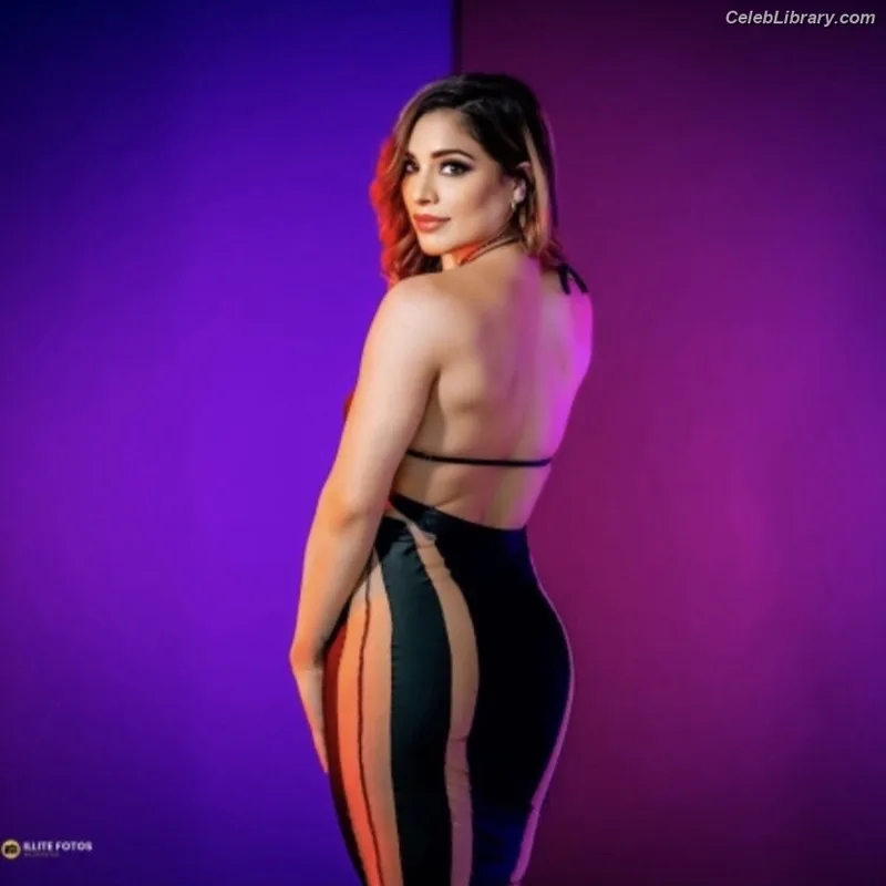 Raquel Rodriguez photo 16 of 776