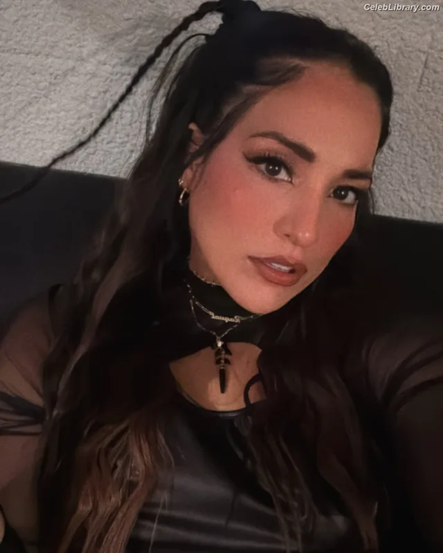 Raquel Rodriguez photo 9 of 776