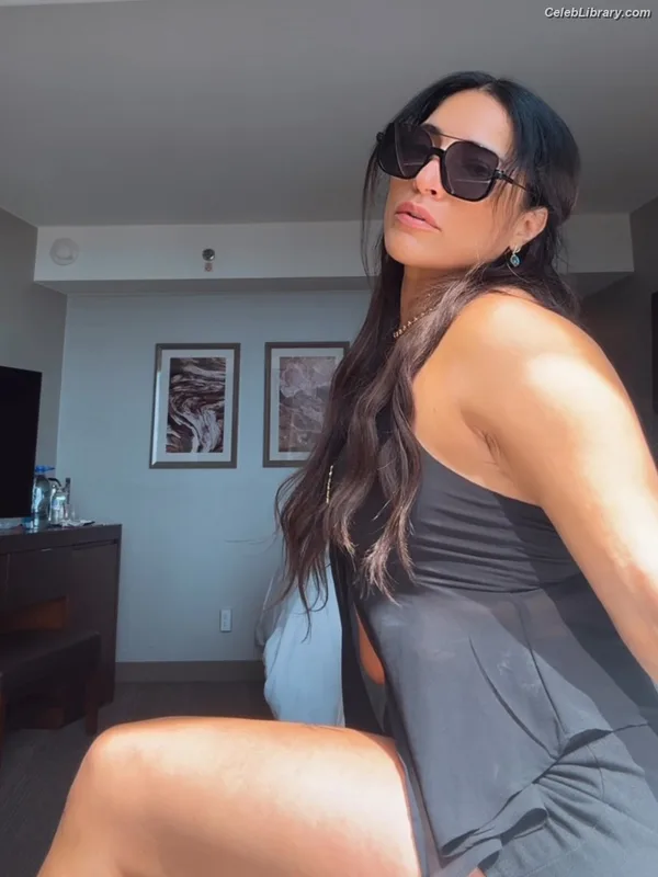 Raquel Rodriguez photo 6 of 776