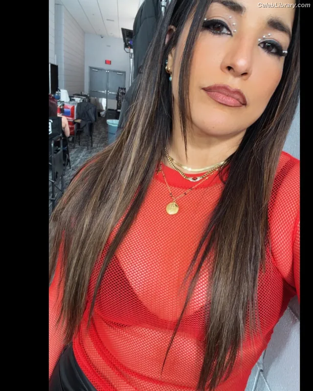 Raquel Rodriguez photo 1 of 776