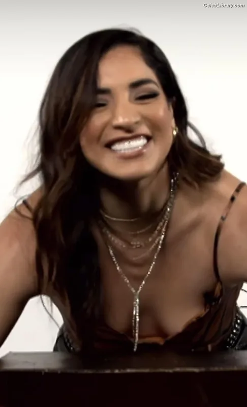 Raquel Rodriguez photo 19 of 776