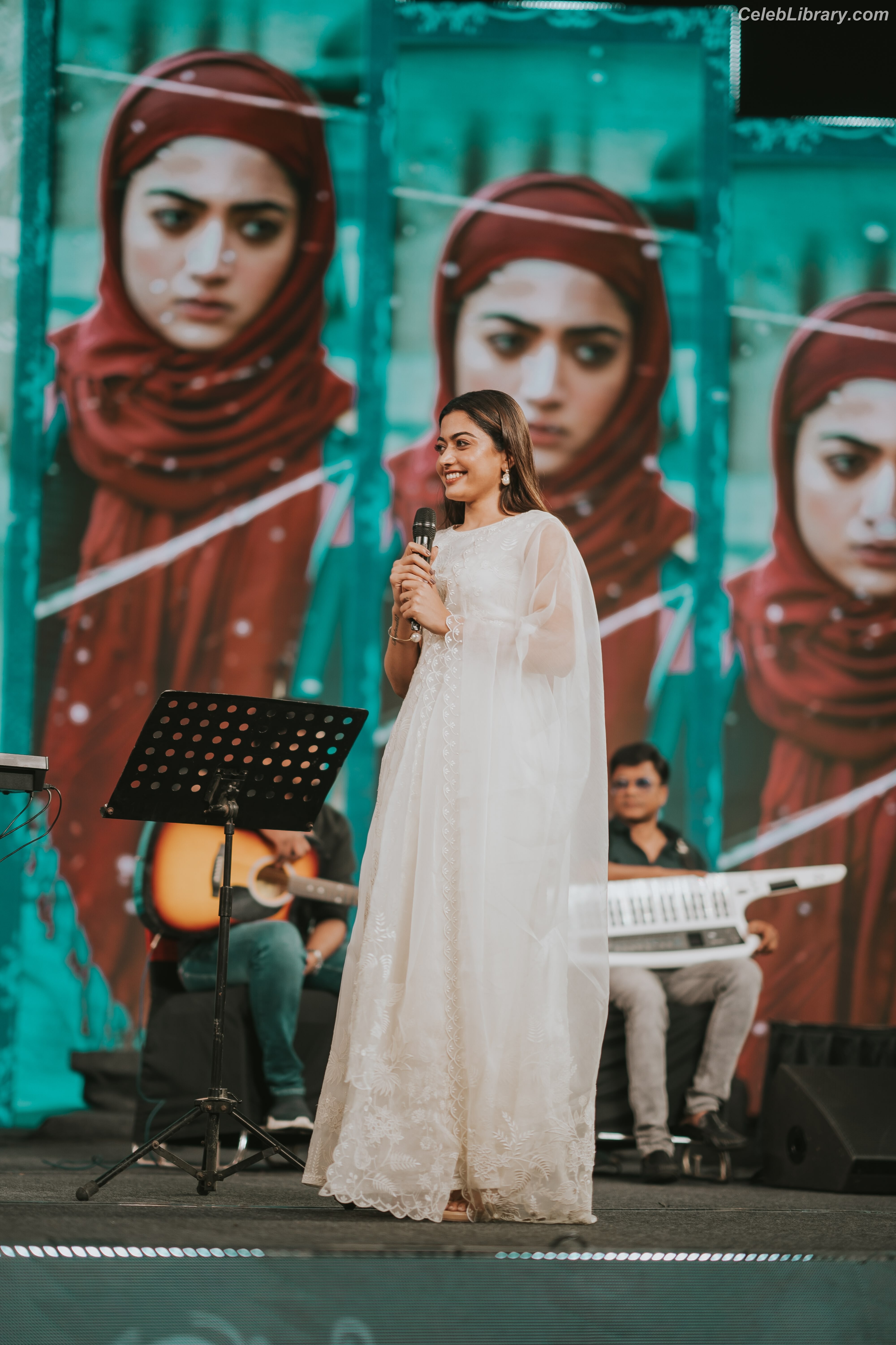 Rashmika Mandanna photo 14 of 95