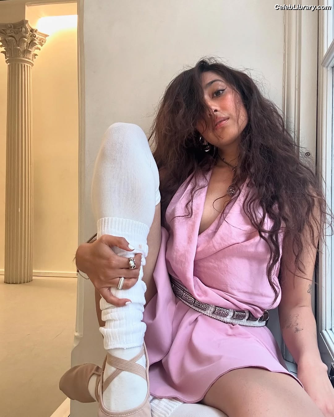 Raveena photo 6 of 104