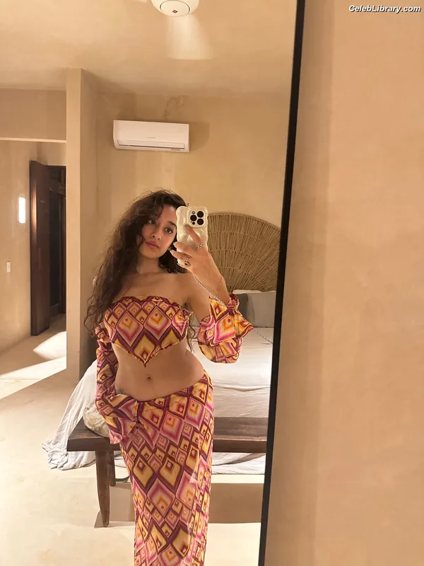 Raveena photo 22 of 104