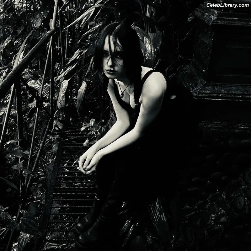Raven Numan photo 24 of 218