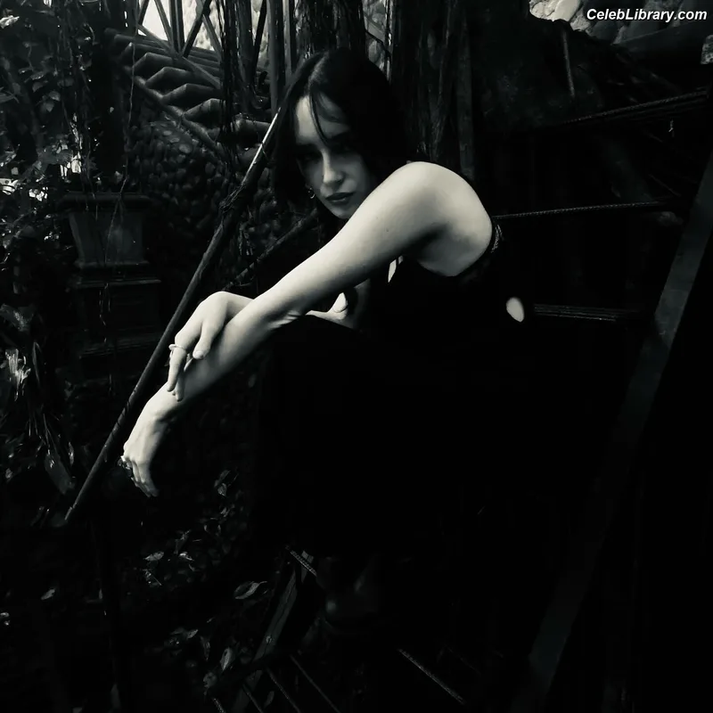 Raven Numan photo 1 of 218