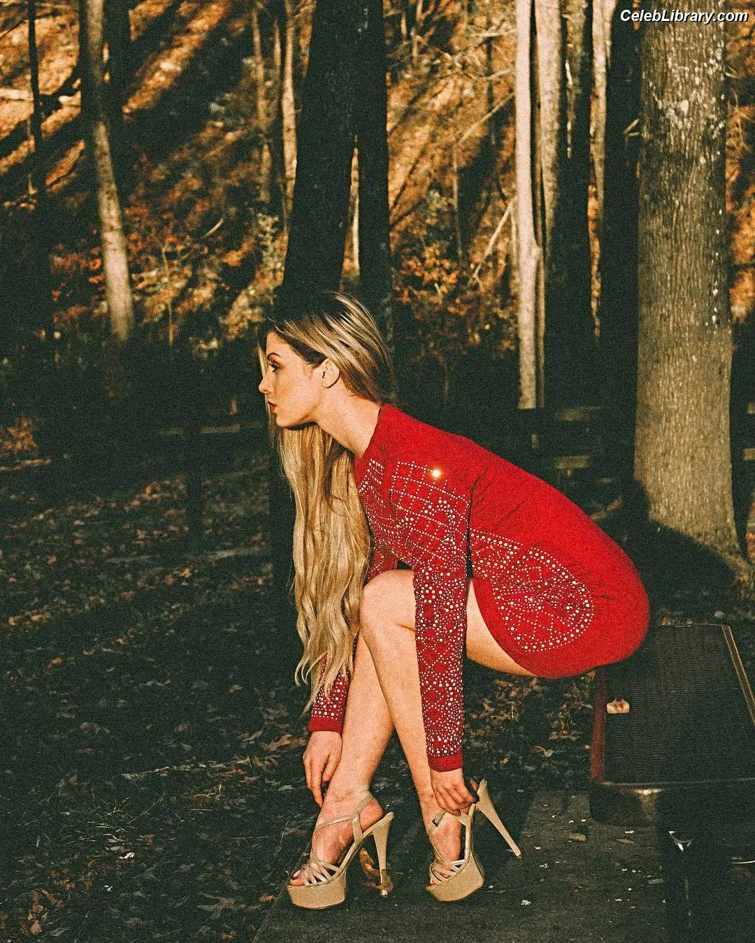 Raven Walton photo 21 of 32