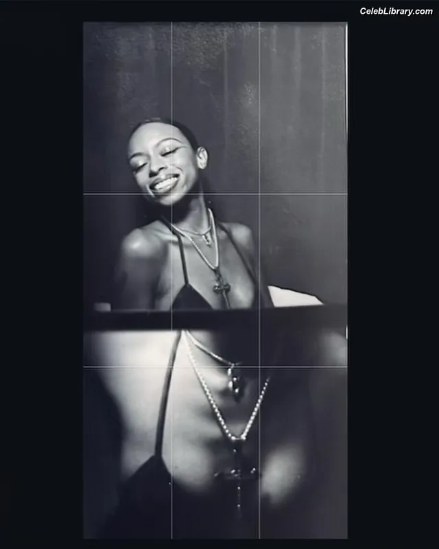 Ravyn Lenae photo 6 of 65