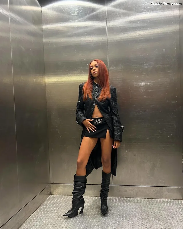 Ravyn Lenae photo 9 of 65