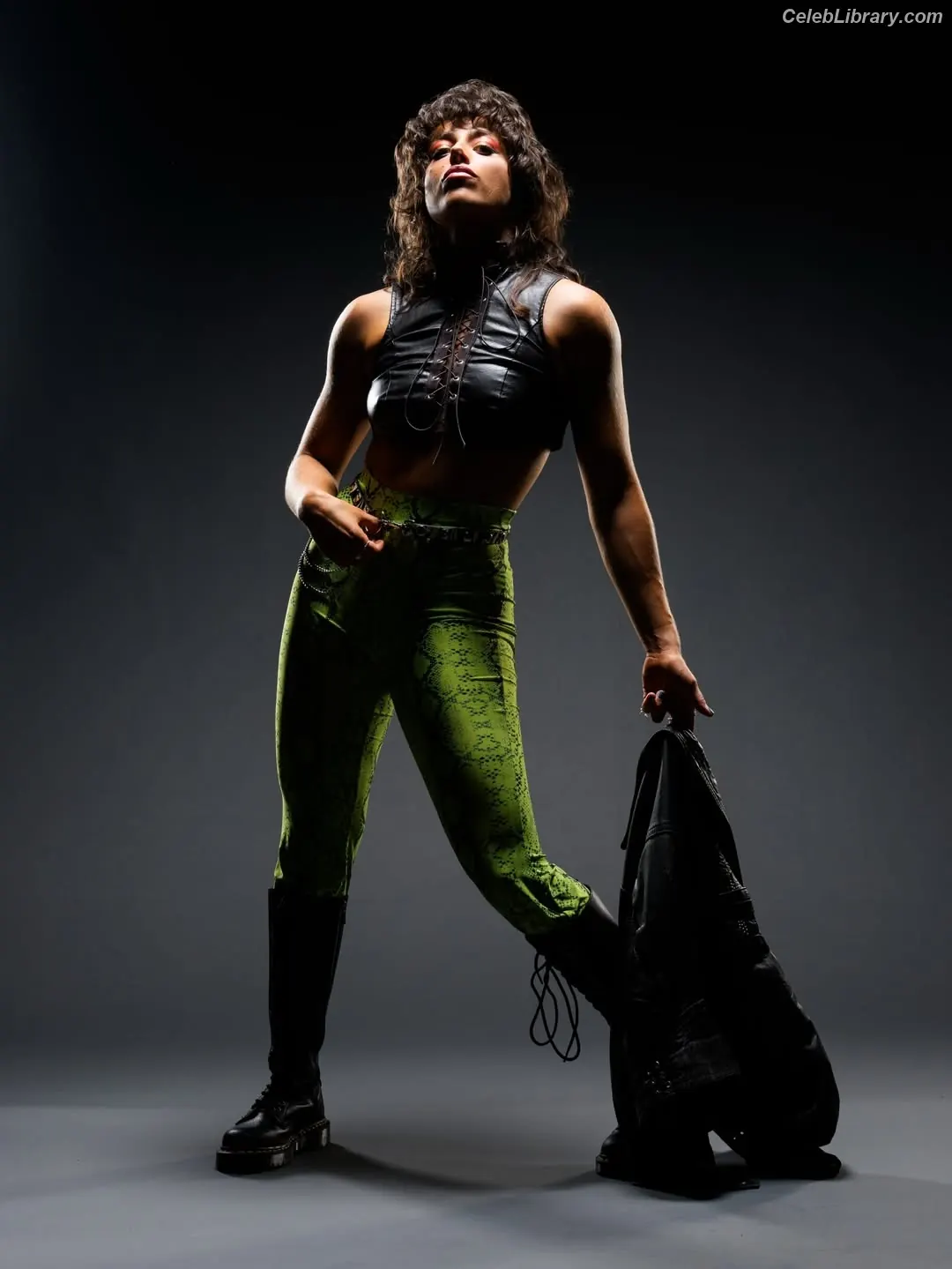 Rayne Leverkusen photo 1 of 37