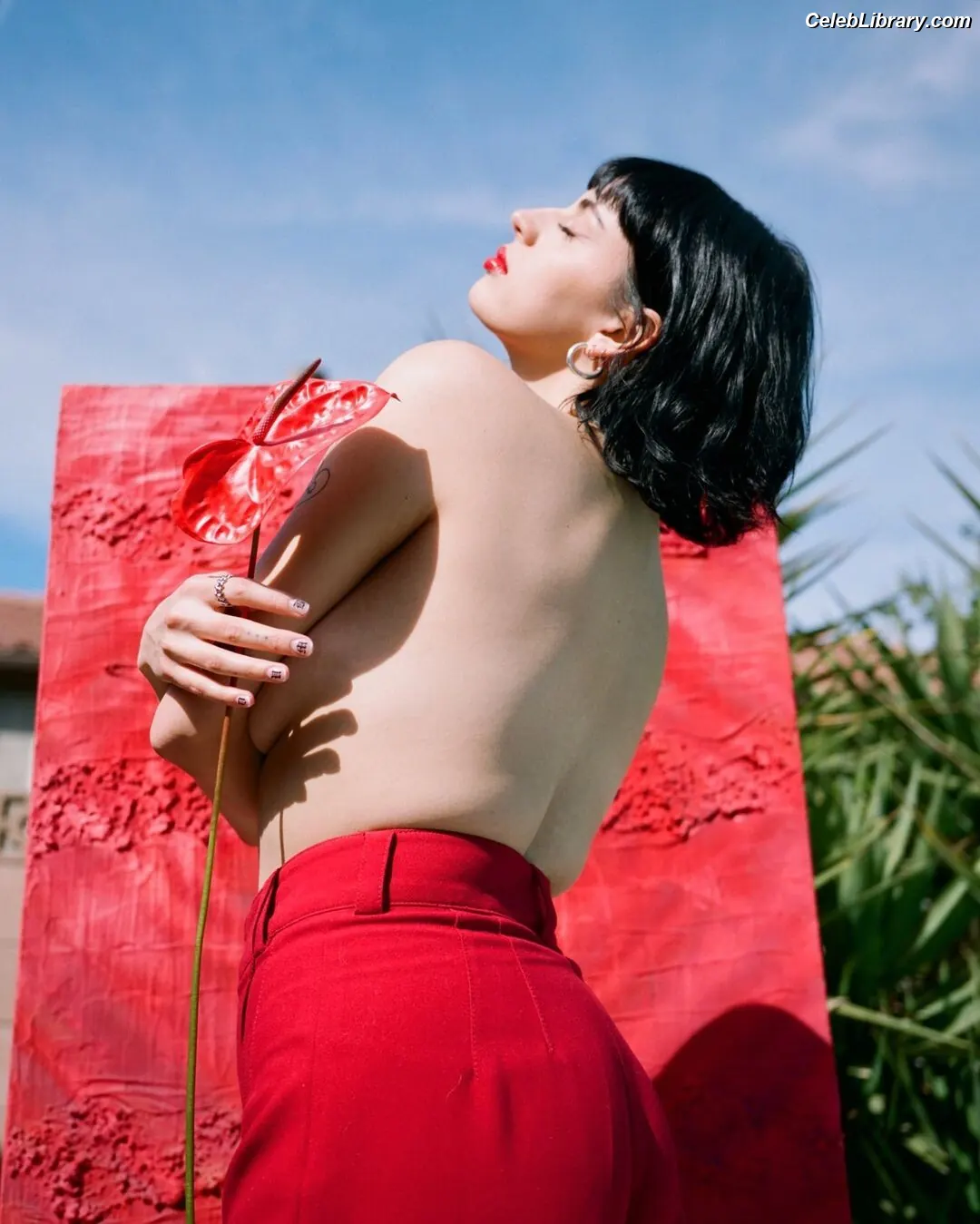 Rebecca Black photo 17 of 714