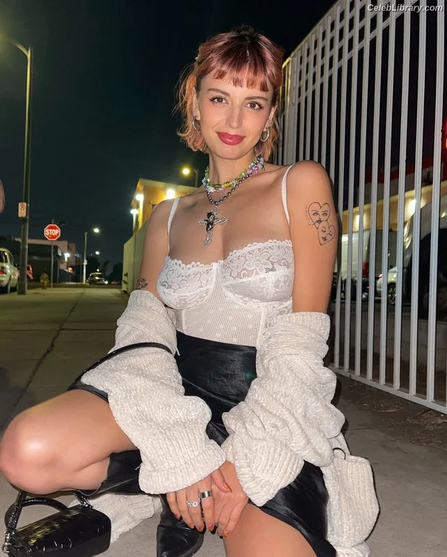 Rebecca Black photo 18 of 714