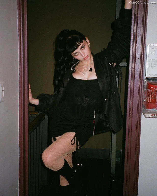Rebecca Black photo 8 of 714