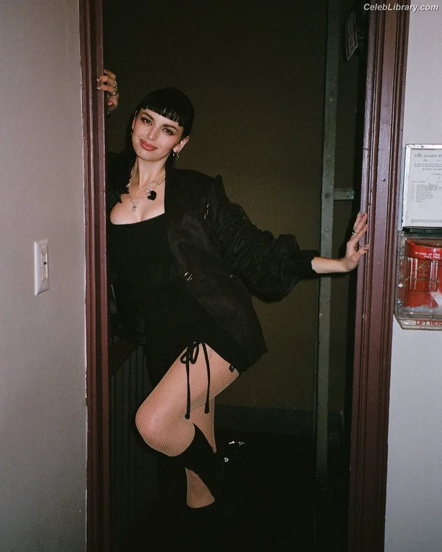 Rebecca Black photo 9 of 714