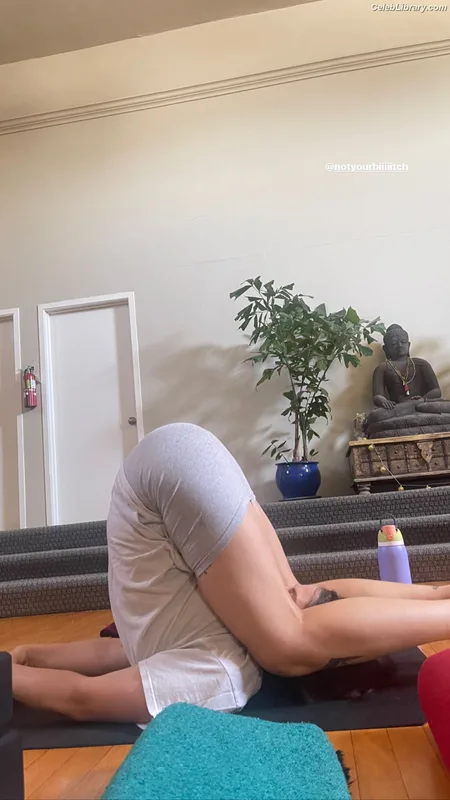 Rebecca Black photo 5 of 714