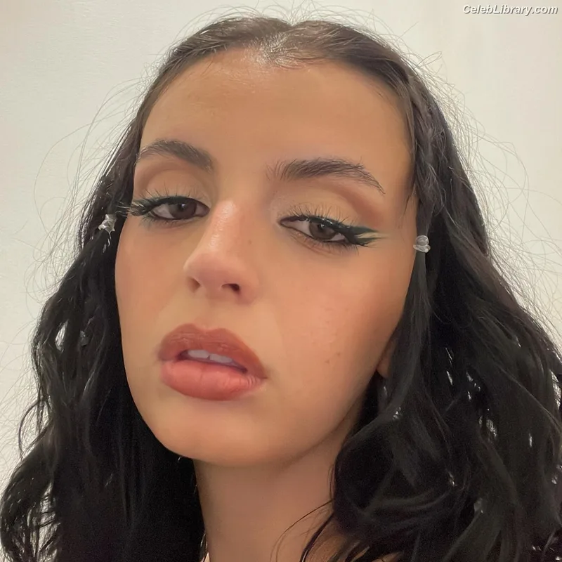Rebecca Black photo 7 of 714