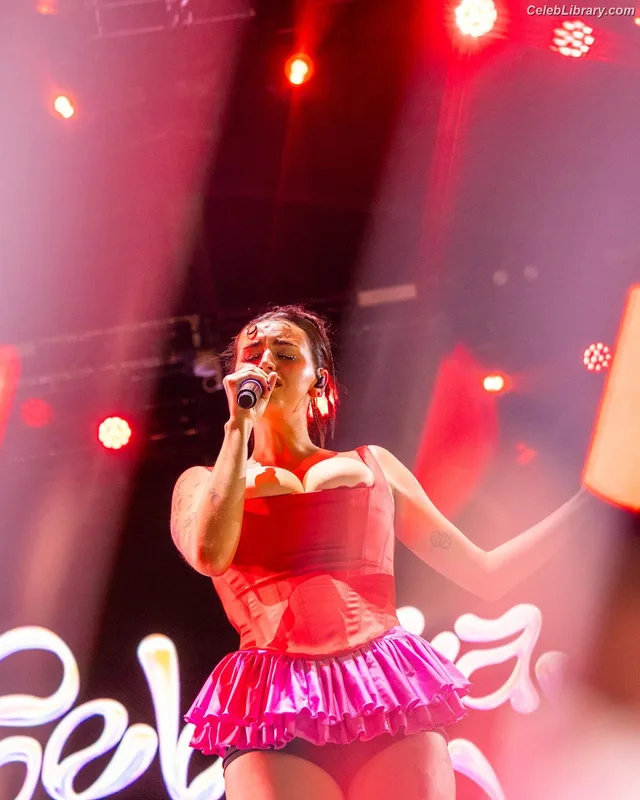 Rebecca Black photo 24 of 714